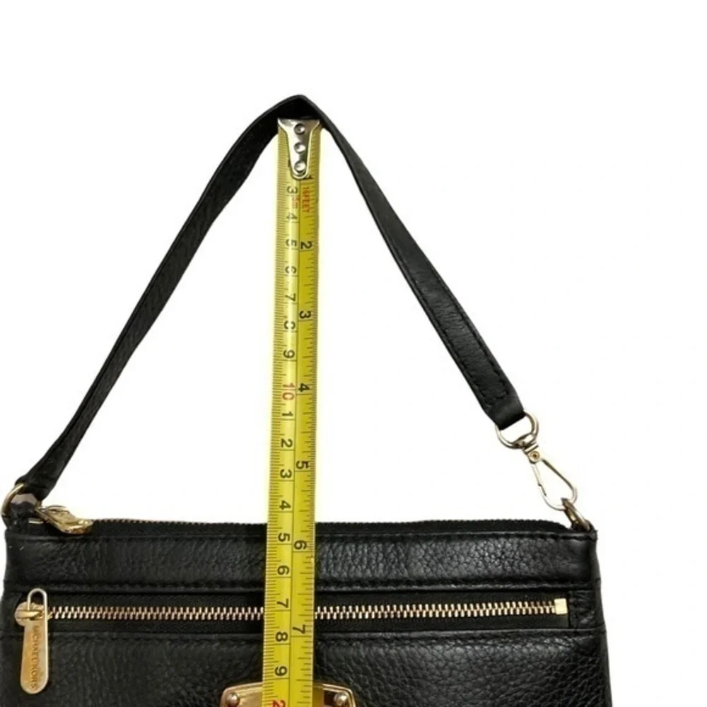 Michael kors black leather mini bag wristlet adorable